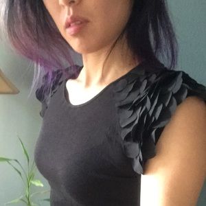 Ted Baker London Size 0 Scalloped Black Fitted Top